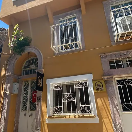 1892 * Ayvalik