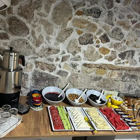 1892 Homestay Ayvalik